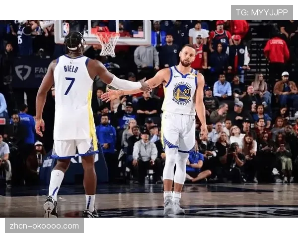 半场数据：卫冕冠军王牌全队助攻18次，仅有2次失误，团队篮球体系流畅